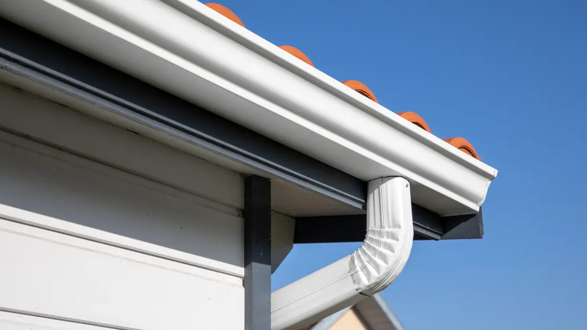 How Much Does It Cost to Install Seamless Gutters?